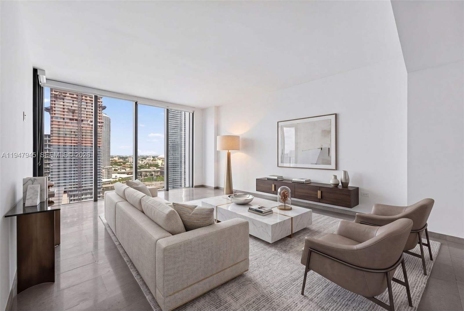 68 SE 6th St # 2110, Miami FL 33131 - Miami, FL - Photo 1