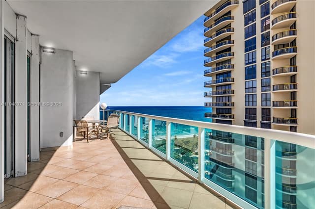 10101 Collins Ave, Bal Harbour FL 33154 - Bal Harbour, FL - Photo 4