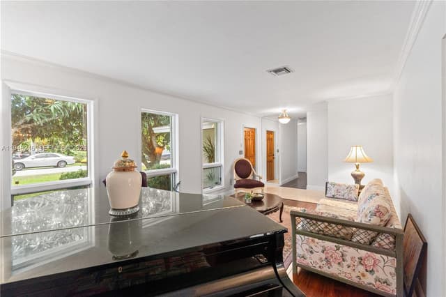 15200 SW 84th Ave, Palmetto Bay FL 33157 - Palmetto Bay, FL - Photo 5
