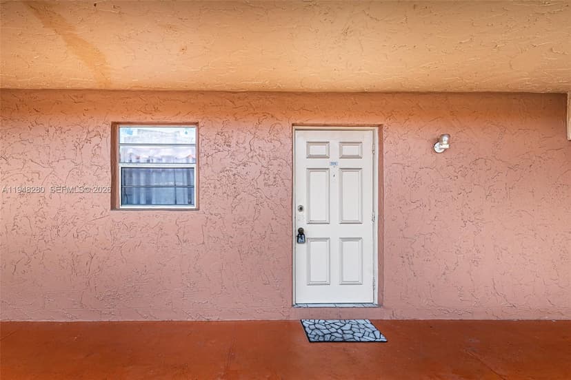 7830 NW 33rd St # 504, Davie FL 33024