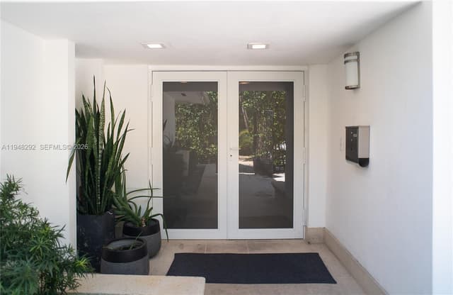 2110 Keystone Blvd, North Miami FL 33181 - North Miami, FL - Photo 2