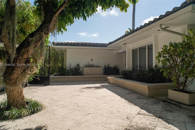 2110 Keystone Blvd, North Miami FL 33181 - North Miami, FL - Photo 4