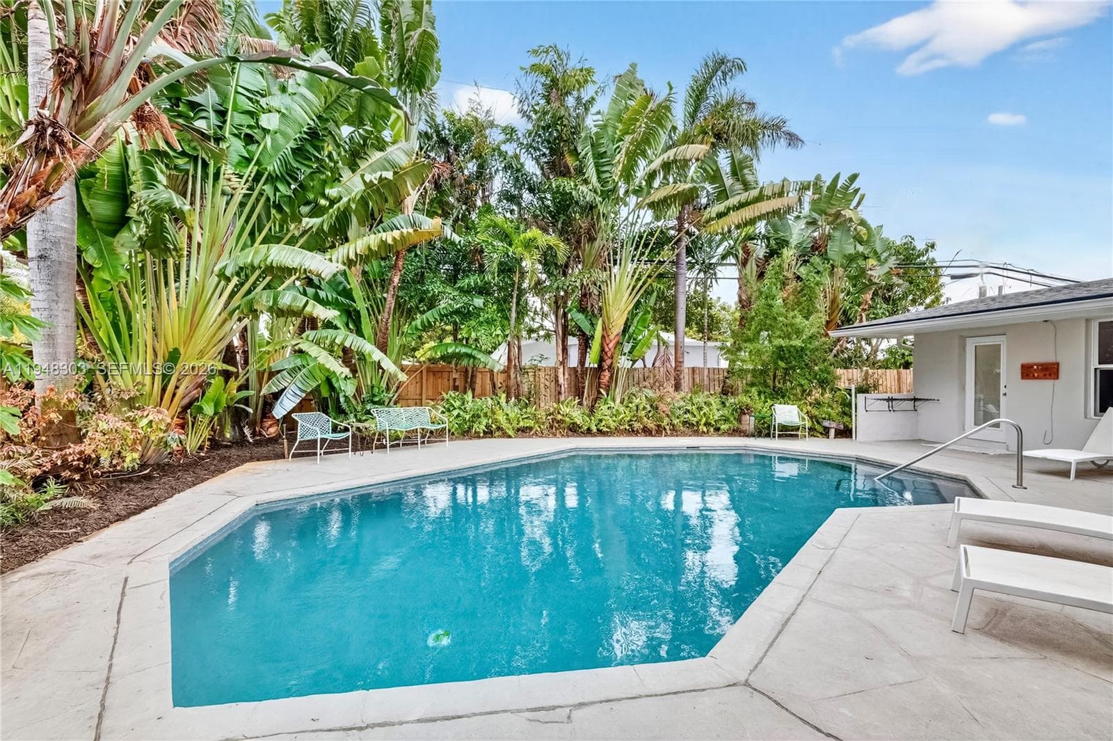 4761 NE 18th Ave, Oakland Park FL 33334