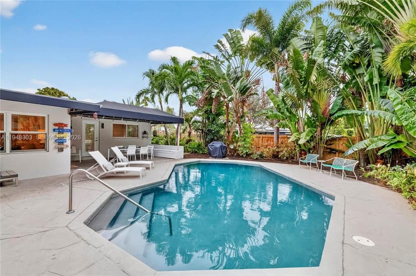 4761 NE 18th Ave, Oakland Park FL 33334