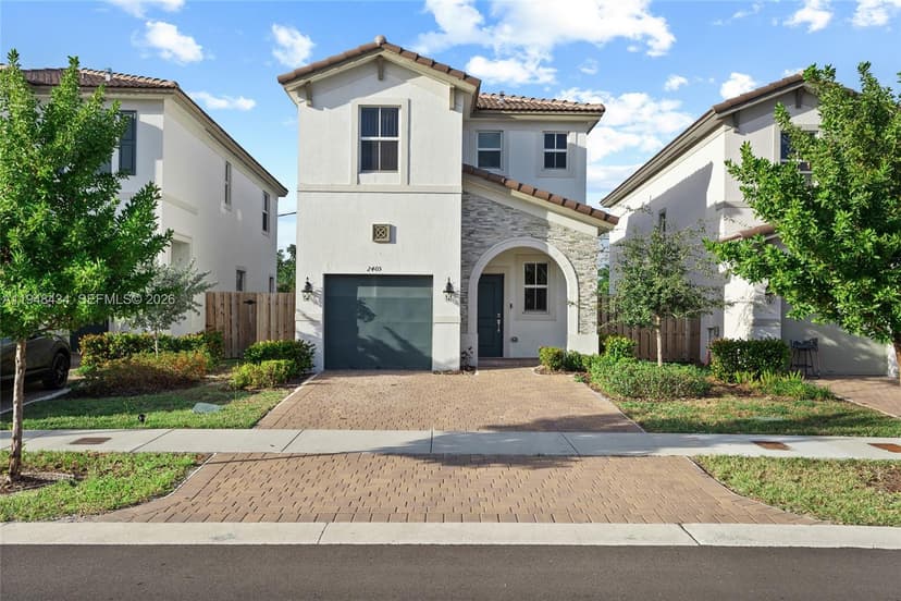 2405 NW 131st Cir, Miami FL 33167