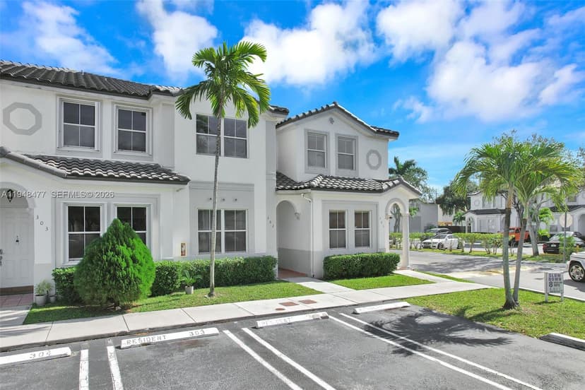 5420 NW 107 AVE # 302, Doral FL 33178