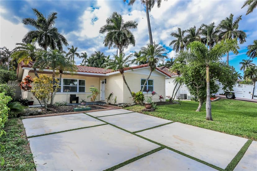 1308 Hollywood Blvd, Hollywood FL 33019