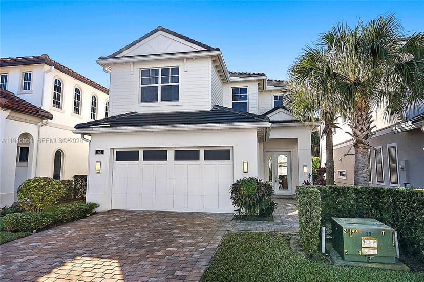 165 Bonnette Hunt Club Ln, Palm Beach Gardens FL 33418