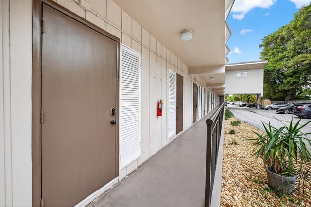1967 S Ocean Boulevard # 103, Pompano Beach FL 33062 - Pompano Beach, FL - Photo 5