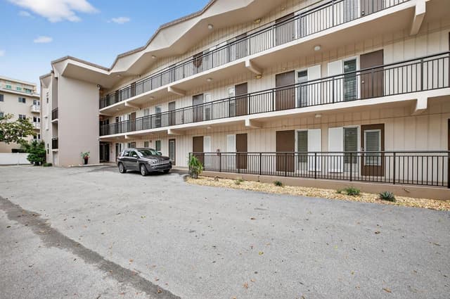 1967 S Ocean Boulevard # 103, Pompano Beach FL 33062 - Pompano Beach, FL - Photo 4