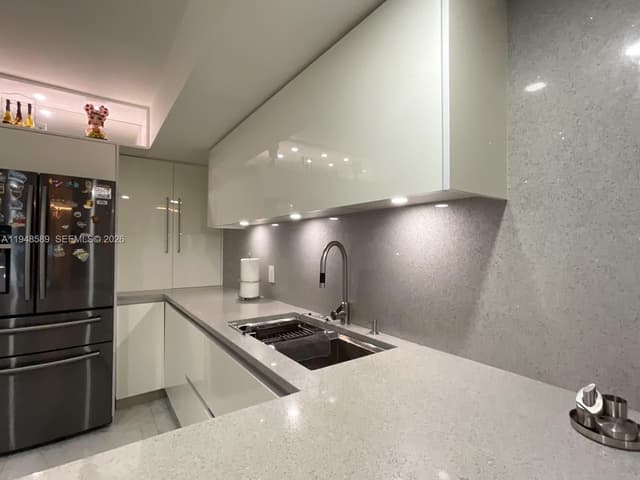 1301 NE Miami Gardens Dr # 501W, Miami FL 33179 - Miami, FL - Photo 5