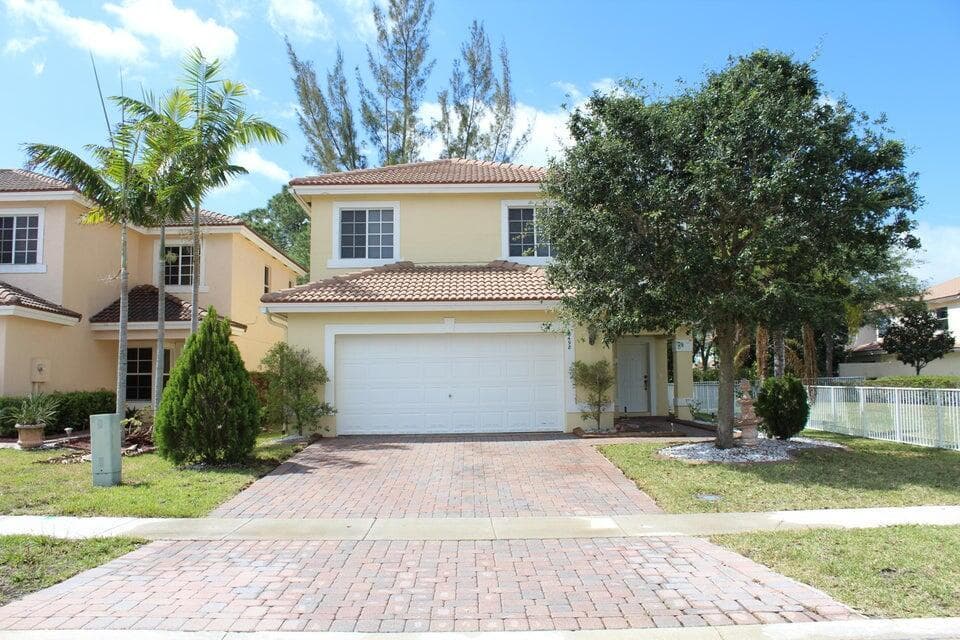 6498 Adriatic Way, West Palm Beach FL 33413