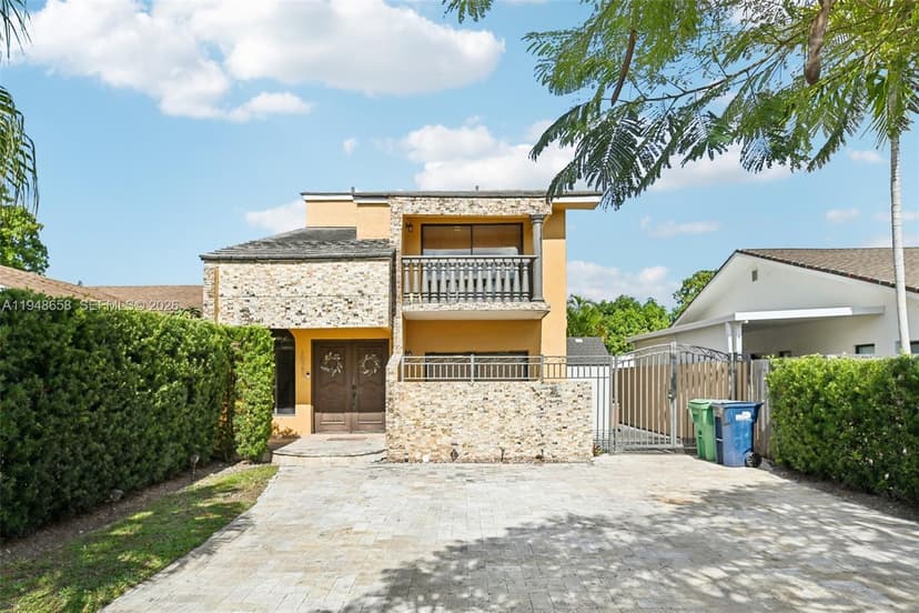 10365 SW 11th Ter # 9B, Miami FL 33174
