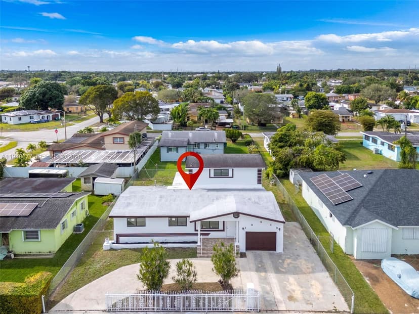 13930 Van Buren St, Miami FL 33176
