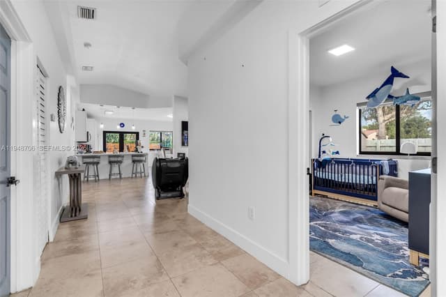407 NW 9th Ct, Homestead FL 33030 - Homestead, FL - Photo 5
