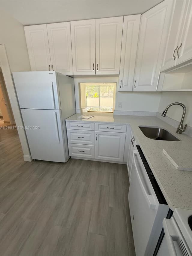 7200 NW 4th Pl # 201, Margate FL 33063 - Margate, FL - Photo 4