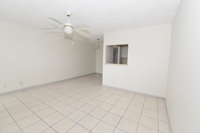 164 Andover G, West Palm Beach FL 33417 - West Palm Beach, FL - Photo 4