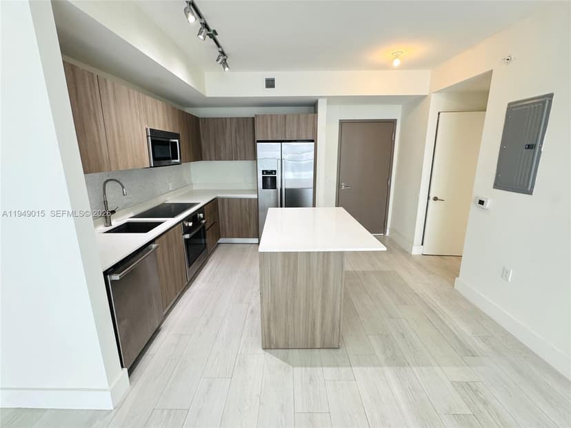 201 SW 17th Rd # 603, Miami FL 33129