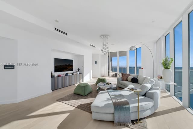 2020 N Bayshore Dr, Miami FL 33137 - Miami, FL - Photo 2