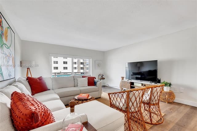 1701 S Ocean Dr # 202, Hollywood FL 33019 - Hollywood, FL - Photo 3