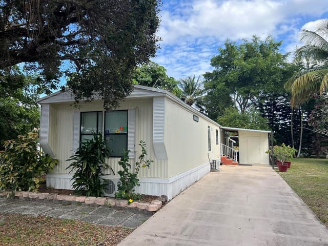6730 NW 44th Way Lot 18, Coconut Creek FL 33073 - Coconut Creek, FL - Photo 3