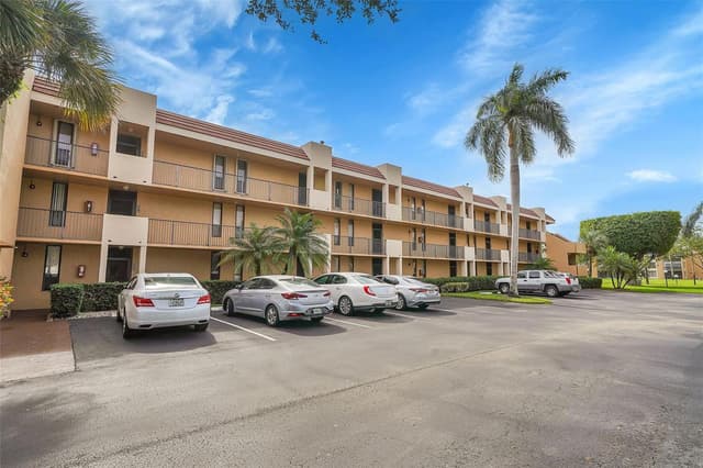 3909 N Ocean Boulevard # 108, Fort Lauderdale FL 33308 - Fort Lauderdale, FL - Photo 2