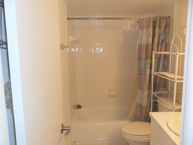 681 S Hollybrook Drive # 105, Pembroke Pines FL 33025 - Pembroke Pines, FL - Photo 7