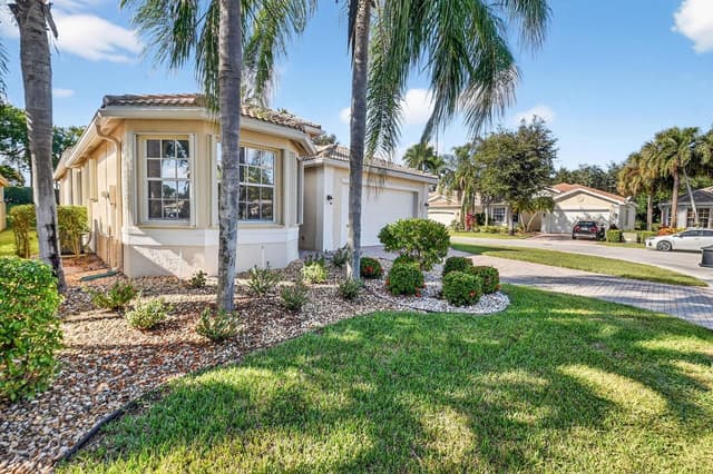 7803 Sundial Harbor Pt., Lake Worth FL 33467 - Lake Worth, FL - Photo 2