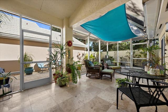 11 Dorchester Circle, Palm Beach Gardens FL 33418 - Palm Beach Gardens, FL - Photo 3