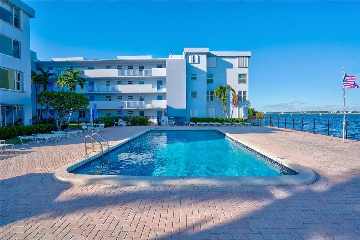 1810 New Palm Way # 417, Boynton Beach FL 33435 - Boynton Beach, FL - Photo 1