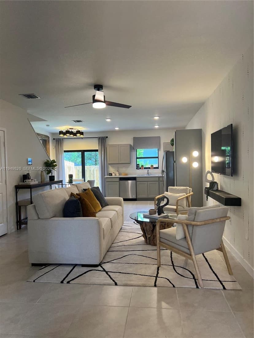 417 NE 1st Dr, Florida City FL 33034