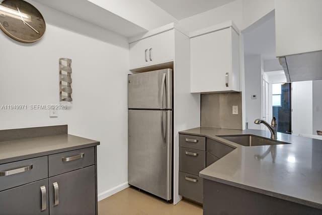 747 Michigan Ave # 201, Miami Beach FL 33139 - Miami Beach, FL - Photo 5