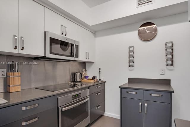 747 Michigan Ave # 201, Miami Beach FL 33139 - Miami Beach, FL - Photo 4