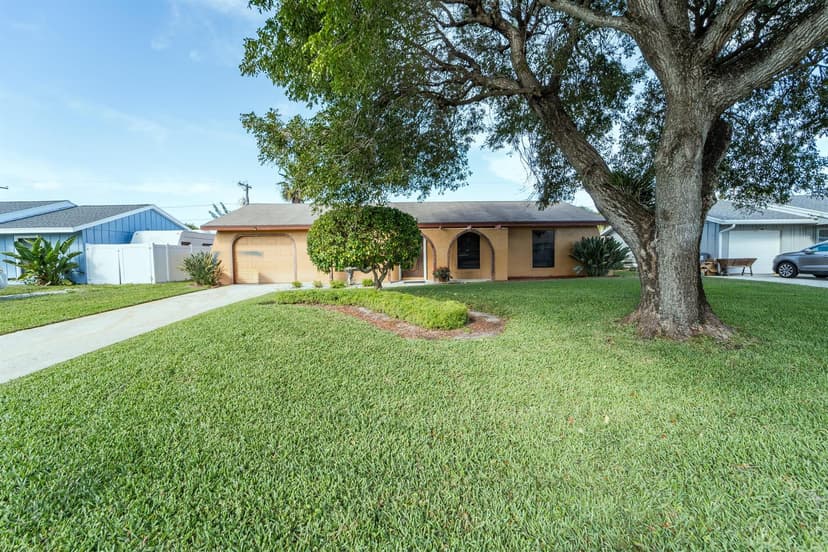 3753 Coelebs Avenue, Boynton Beach FL 33436