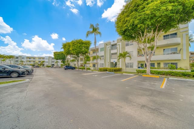10795 SW 108th Ave # 304, Miami FL 33176 - Miami, FL - Photo 2
