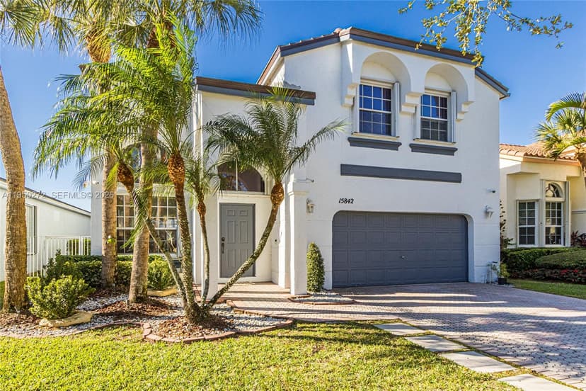 15842 NW 10th St, Pembroke Pines FL 33028