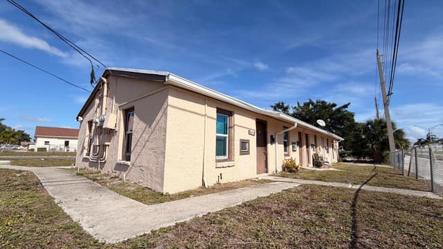 752 Martin Luther King Boulevard # 5, Riviera Beach FL 33404 - Riviera Beach, FL - Photo 3
