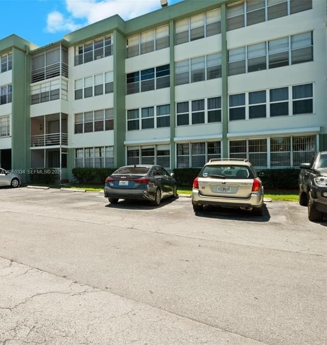 2771 Taft St # 411, Hollywood FL 33020 - Hollywood, FL - Photo 2