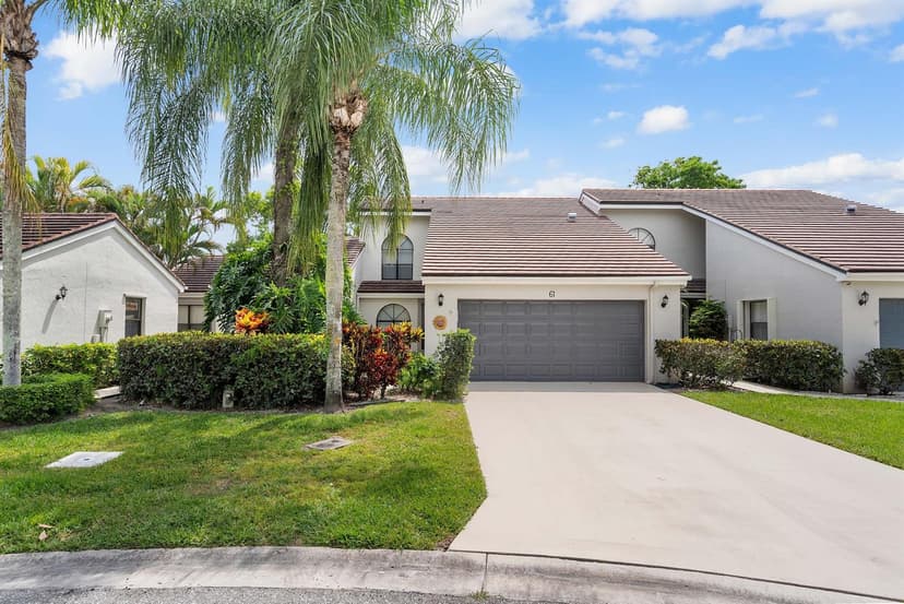 61 Edinburgh Drive, Palm Beach Gardens FL 33418