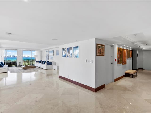 5660 Collins Ave # 18A, Miami Beach FL 33140 - Miami Beach, FL - Photo 2