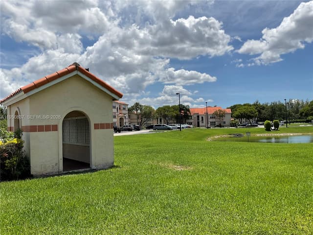 3320 N Pinewalk Dr N # 1715, Margate FL 33063 - Margate, FL - Photo 3