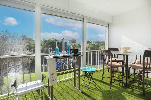 6570 Royal Palm Blvd # 301J, Margate FL 33063 - Margate, FL - Photo 2