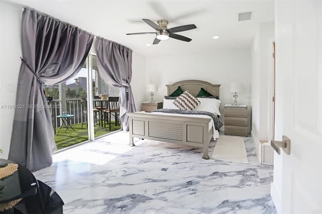 6570 Royal Palm Blvd # 301J, Margate FL 33063 - Margate, FL - Photo 3