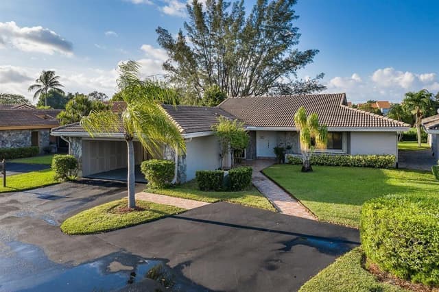 3650 N 36th Avenue # 51, Hollywood FL 33021 - Hollywood, FL - Photo 4