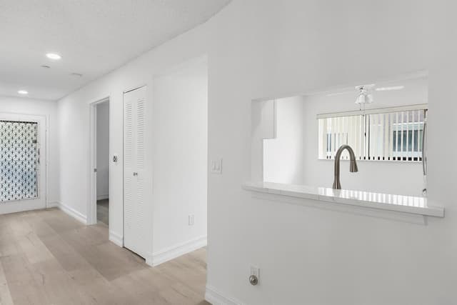 15342 Lakes Of Delray Boulevard # 98, Delray Beach FL 33484 - Delray Beach, FL - Photo 6