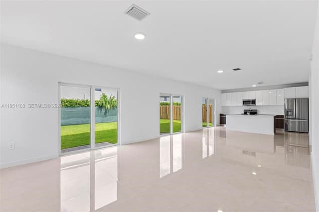 13361 SW 272nd Ln, Homestead FL 33032 - Homestead, FL - Photo 4
