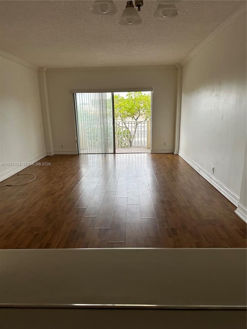 1455 N Treasure Dr # 2C, North Bay Village FL 33141