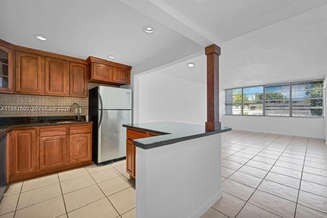 2175 NE 170th St # 206, North Miami Beach FL 33162 - North Miami Beach, FL - Photo 2