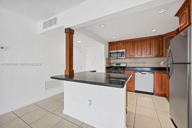 2175 NE 170th St # 206, North Miami Beach FL 33162 - North Miami Beach, FL - Photo 3