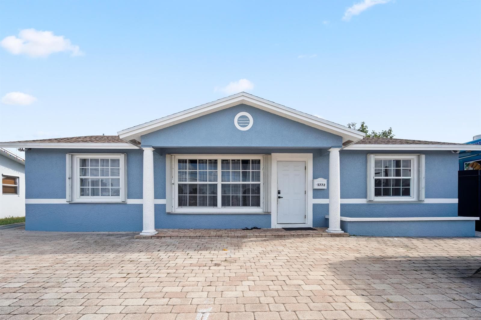 5772 N Haverhill Road N, West Palm Beach FL 33407 - West Palm Beach, FL - Photo 1